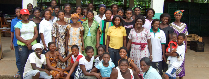 Diese Frauen in Ghana profitieren bereits von gemeinschaftlichen Fortbildungen.