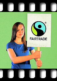 <p>Tayna begibt sich auf die Reise um Menschen zu treffen, die unsere Lebensmittel anbauen und den fairen Handel kennenzulernen. Eine vier-teilige Reihe für Kinder ab 11 Jahren.</p>
<p>Folge 3: Was kann ich durch meinen Einkauf bewirken?</p>
<p><a class="internal-link" href="t3://page?uid=1447" target="_top" title="Mein Fairtrade Abenteuer - online anschauen">Jetzt online anschauen</a></p>