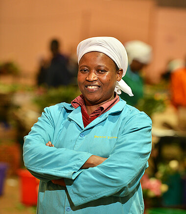 Esther Wanza von der Blumenfarm Penta in Kenia