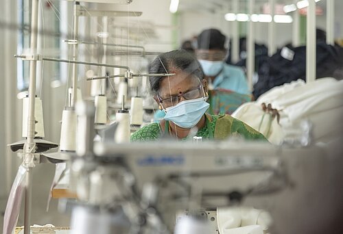 Das EU-Lieferkettengesetz soll Menschenrechtsverstöße entlang der Lieferkette verhindern. Foto: Fairtrade / Ranita Roy