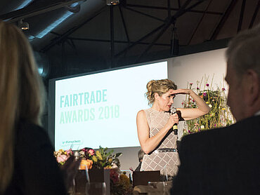 Schauspielerin Anke Engelke moderiert die Fairtrade-Awards.