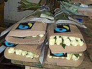 Die Tulaga Flowers Farm erhielt im Juni 2010 die Fairtrade-Zertifizierung